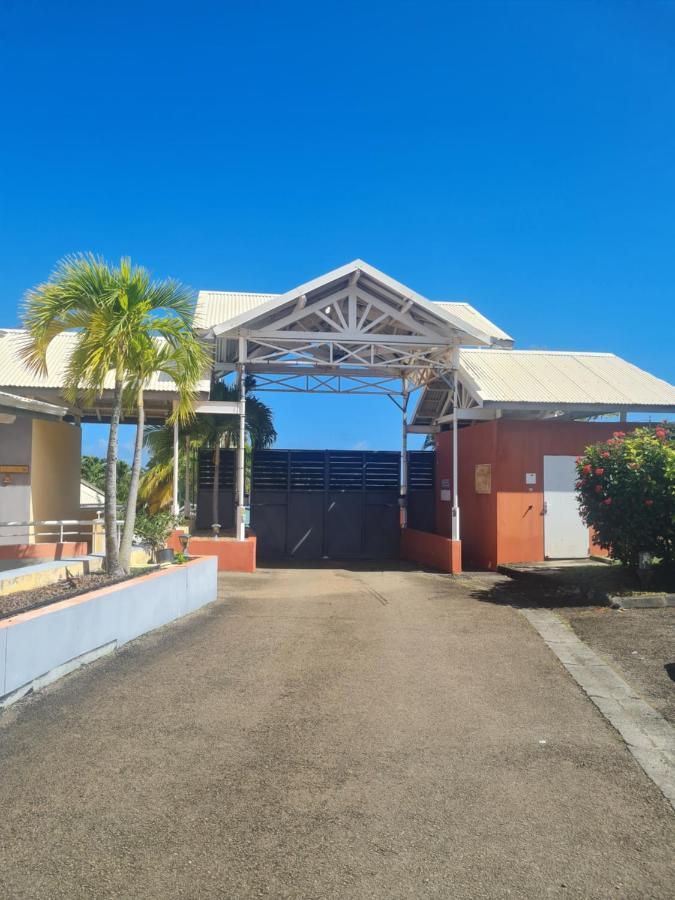 Studio Des Flots - Tartane Martinique Ла-Трините Экстерьер фото